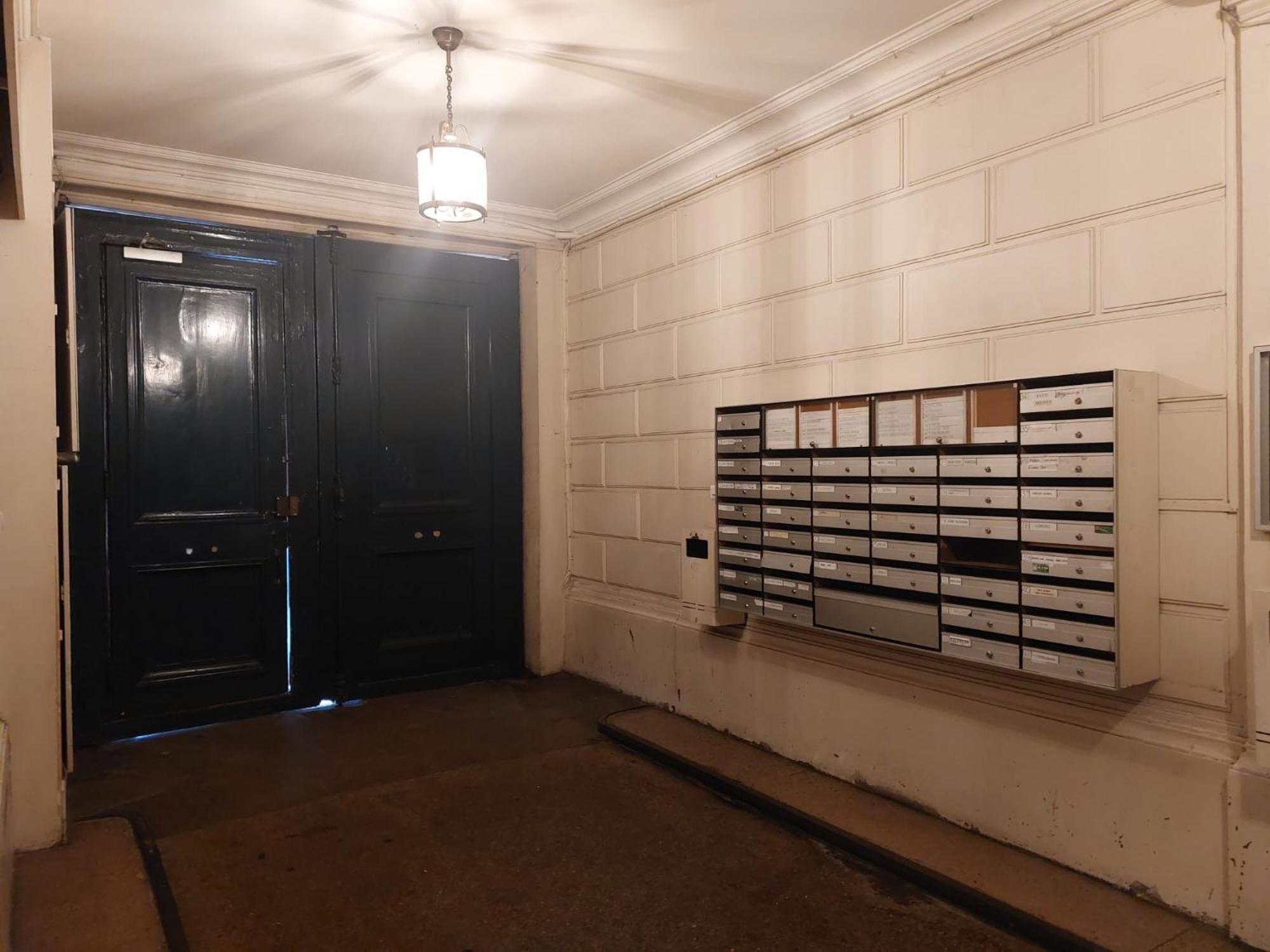 Paris Bastille Bercy Gare De Lyon Chambre Climatisee 9M2 Ideal 1 Pers ,Max 2 Pers Exterior foto